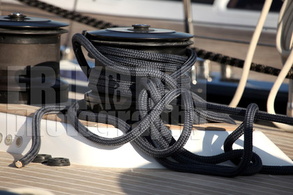 ref-20270-winch-pont-de-beateau-bateau-de-course-greement-mer.jpg