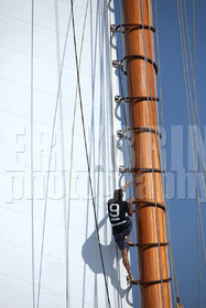 ref-20350-vieux-greement-voile-voilier-ancien-mer-photo-de-bateau.jpg
