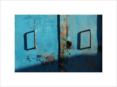 abstc0196-photo-abstraite-street-photography-galerie-d-art-parking-photo-contemporaine-photographe.jpg