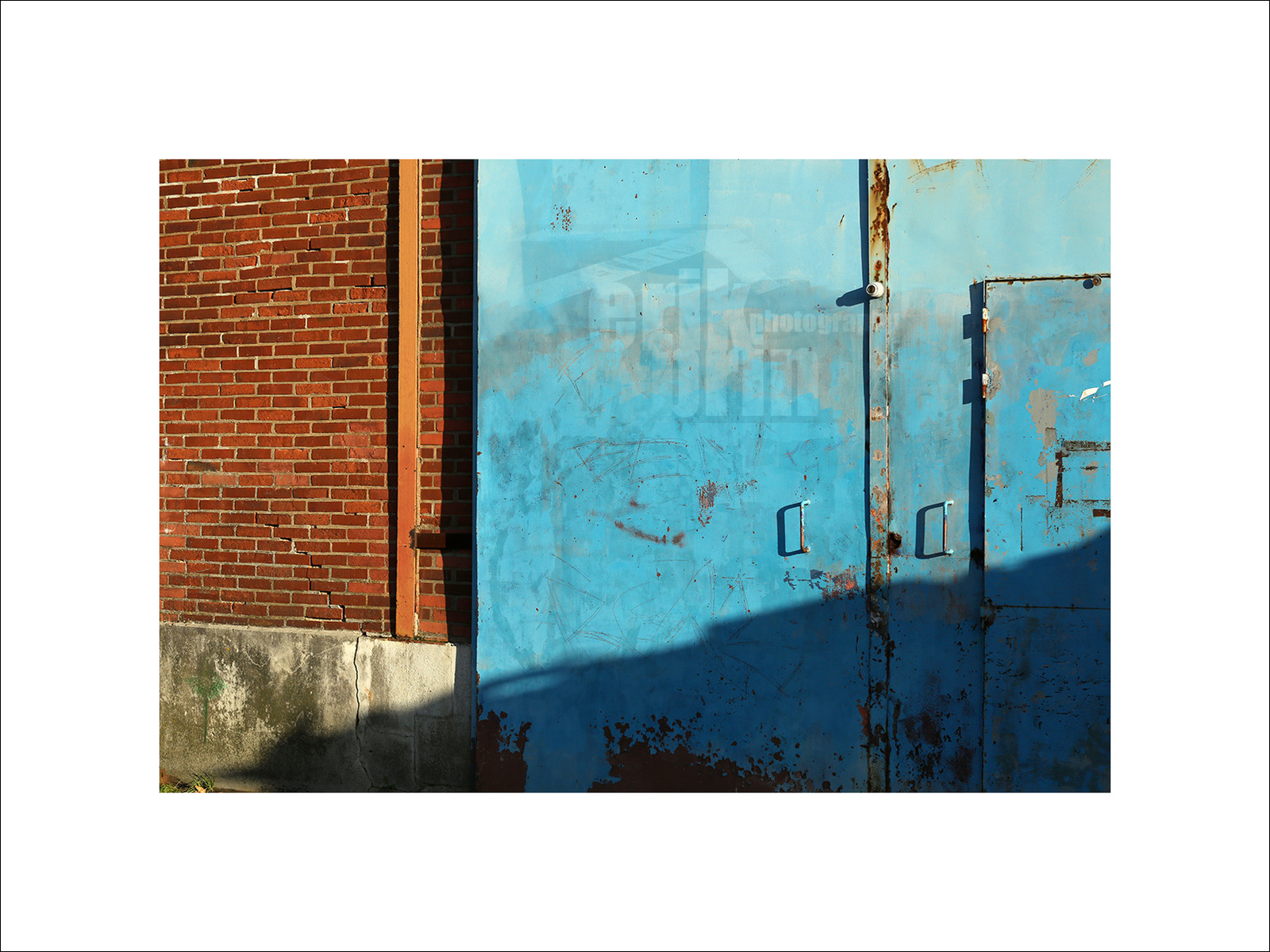 abstc0200-photo-abstraite-street-photography-galerie-d-art-parking-photo-contemporaine-photographe.jpg