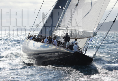 ref-3670-st2013-class-j-j-class-vieux-greement-voilier-voile-bateau-de-course-mer.jpg